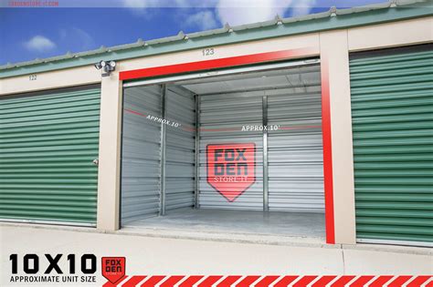 10’x25’ storage unit. A 10x25 storage space is the size of 3-4 bedrooms. It holds furnishings and appliances for an average 2000 sq. ft. residence, making it great for owners of midsize homes or town-homes. It can also hold compact to midsize vehicles depending on width and length. Great for anyone moving between homes with 3-4 bedrooms.